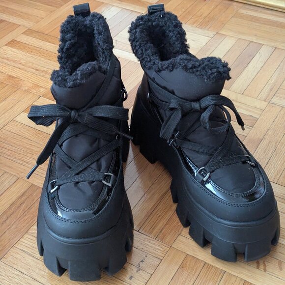 Ali Sherpa Bootie 7M - Circus by Sam Edelman - Picture 1 of 2